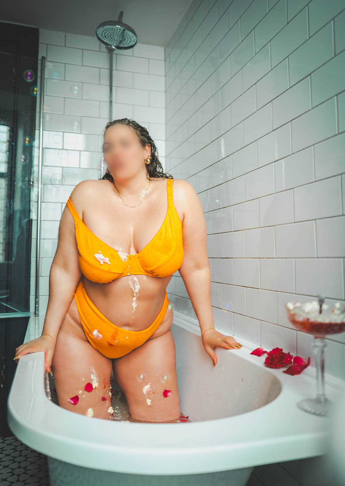 Tabitha Jones - London BBW Companion